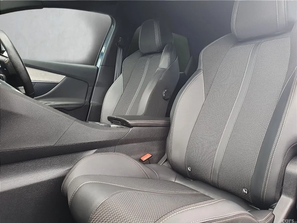 Peugeot 3008 SUV, Diesel, 2024, Blue