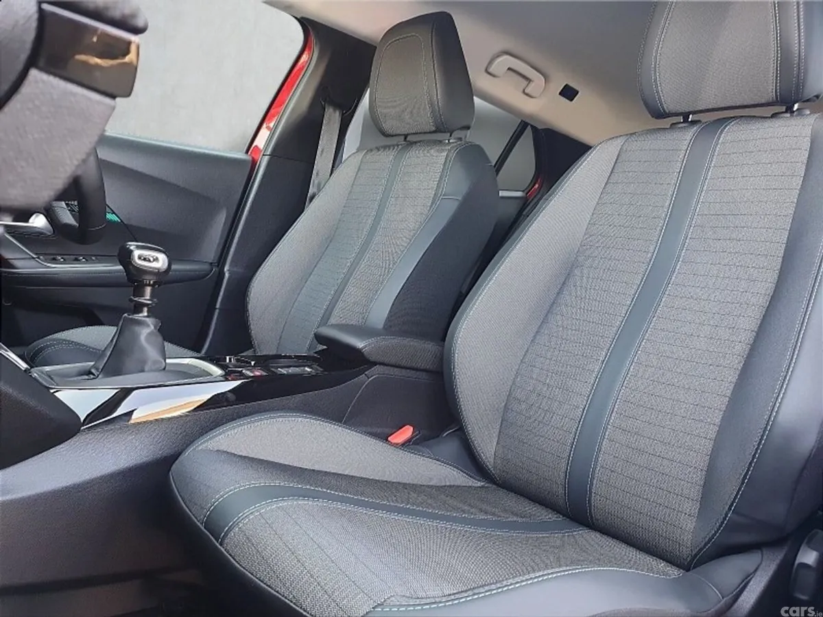 Peugeot 2008 SUV, Petrol, 2022, Red