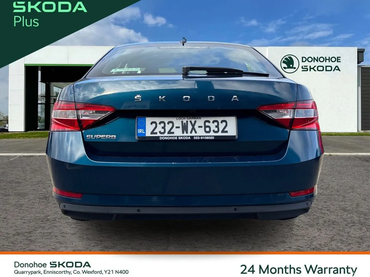 Skoda Superb Saloon, Diesel, 2023, Blue