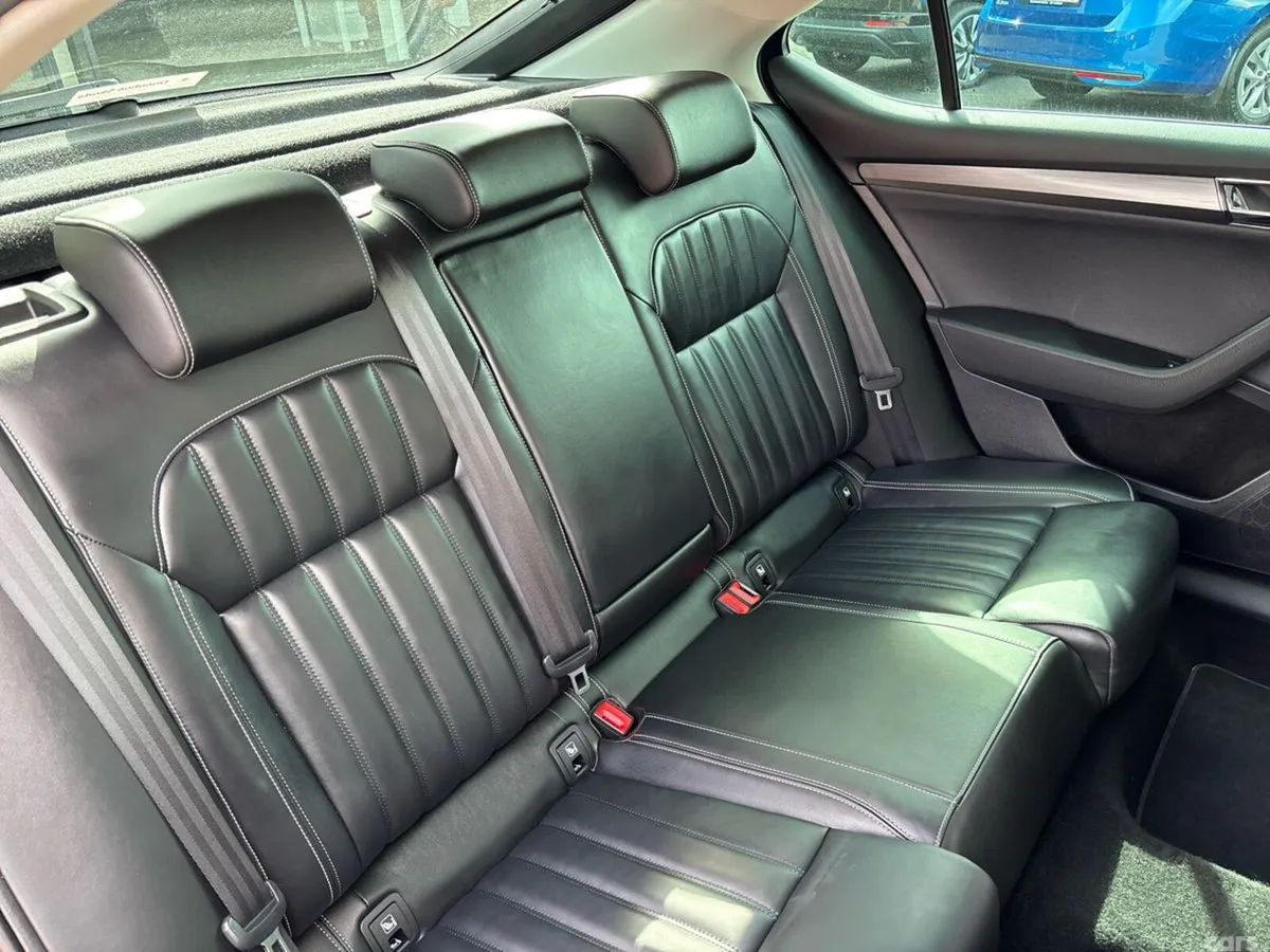 Skoda Superb Saloon, Diesel, 2024, Blue