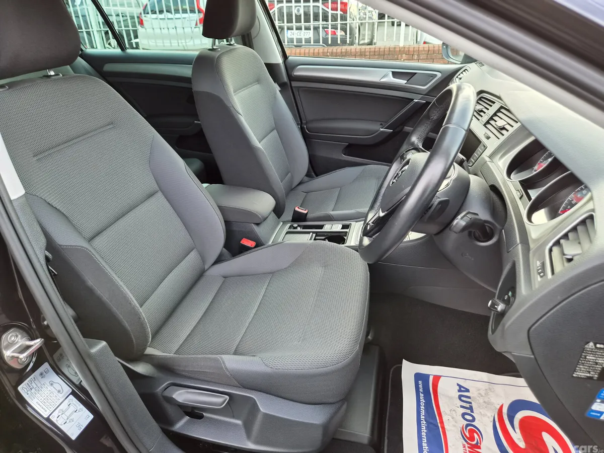 Volkswagen Golf Estate, Petrol, 2016, Black