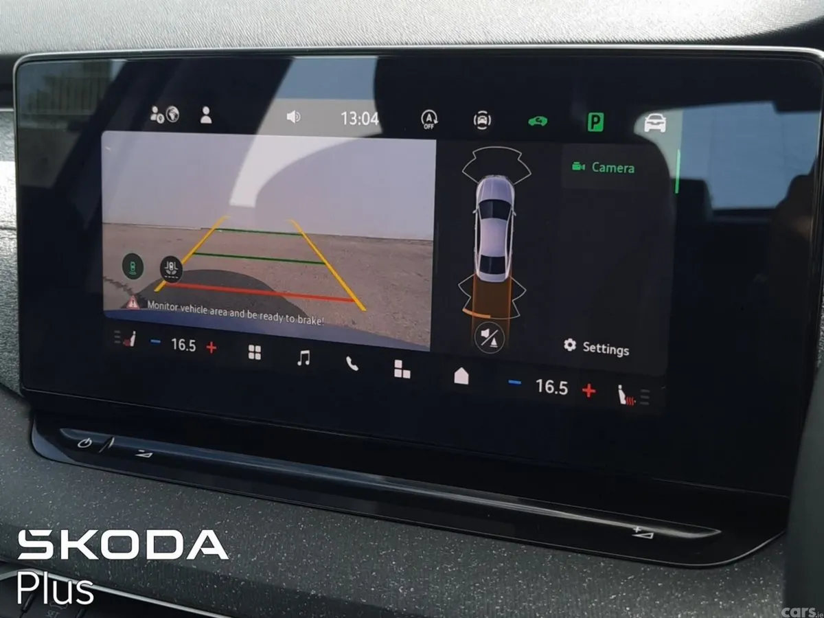 Skoda Octavia Saloon, Petrol, 2025, Grey