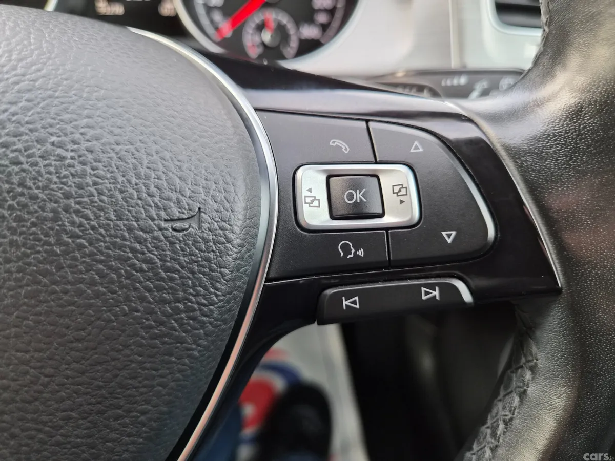 Volkswagen Golf Estate, Petrol, 2016, Black