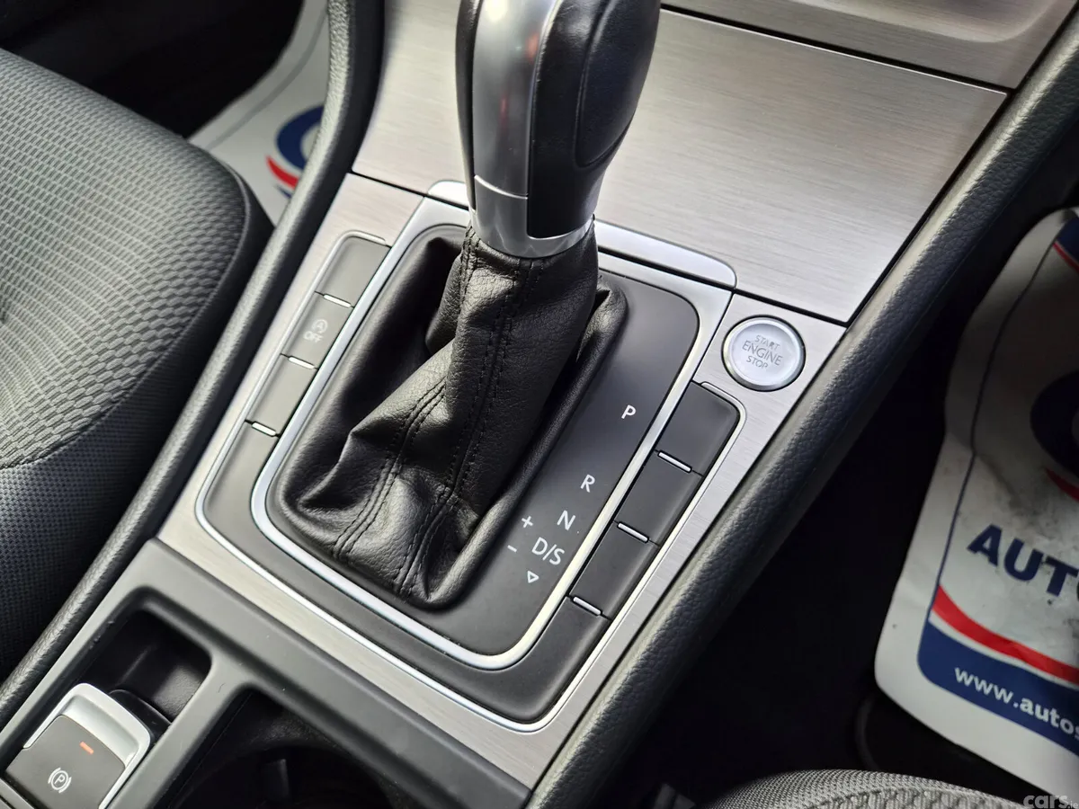 Volkswagen Golf Estate, Petrol, 2016, Black