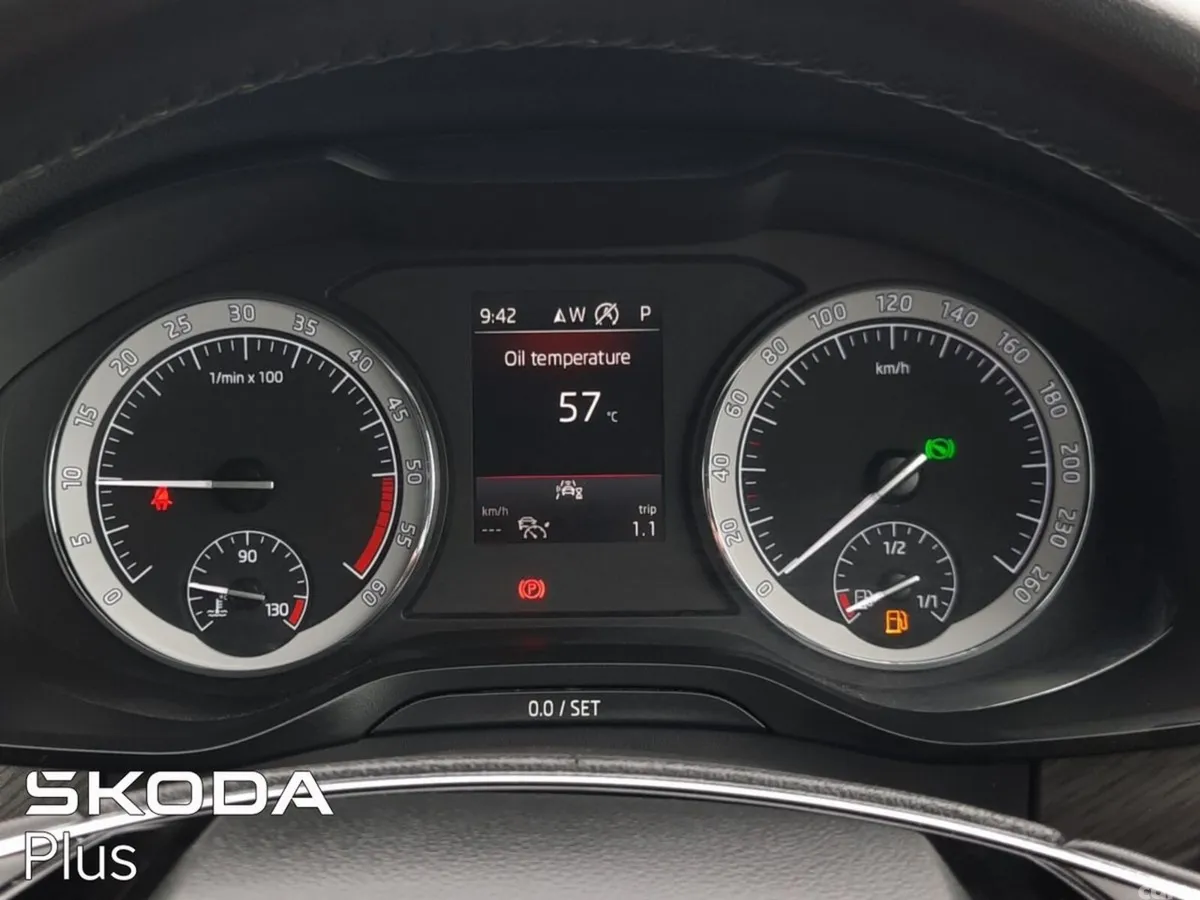 Skoda Kodiaq MPV, Diesel, 2022, Grey