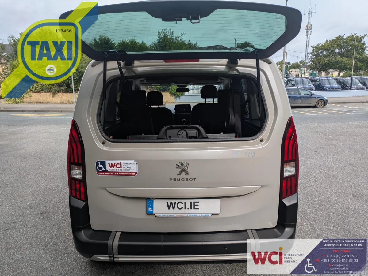Peugeot Rifter MPV, Diesel, 2021, Beige