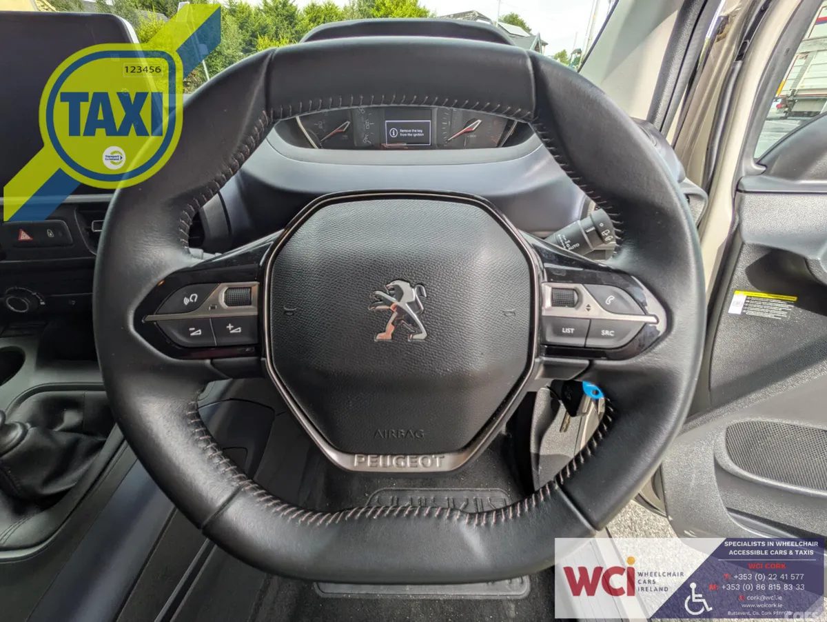 Peugeot Rifter MPV, Diesel, 2021, Beige