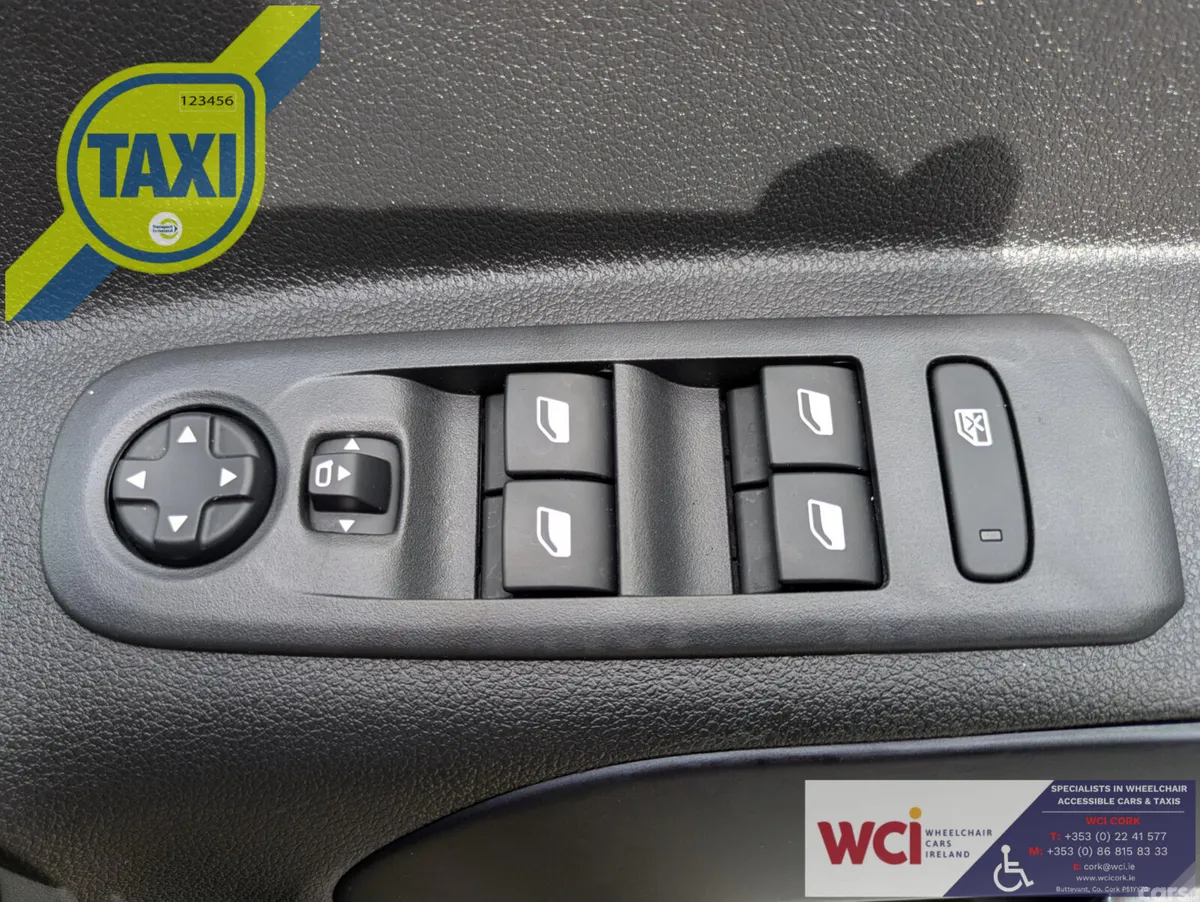 Peugeot Rifter MPV, Diesel, 2021, Beige