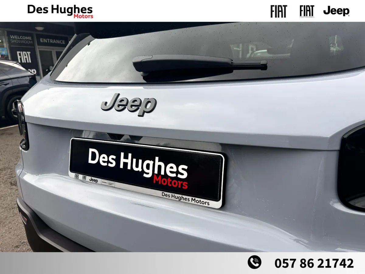 Jeep Avenger SUV, Petrol Hybrid, 2026, Grey