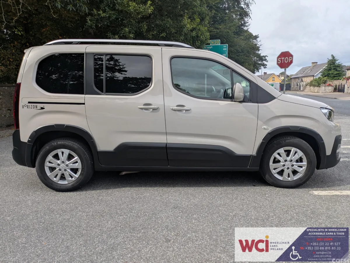 Peugeot Rifter MPV, Diesel, 2021, Beige