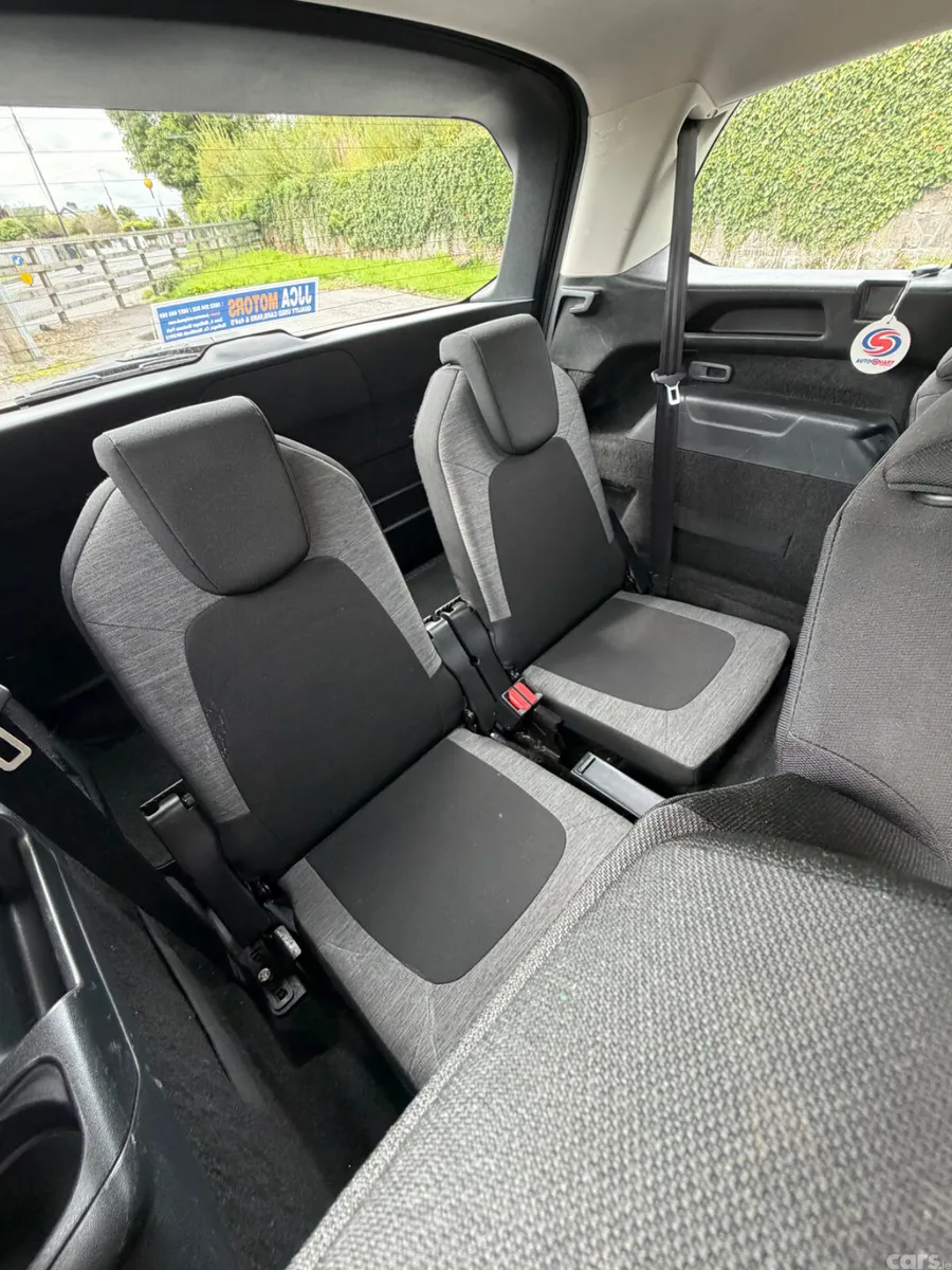 Citroen C4 Hatchback, Diesel, 2014, Silver