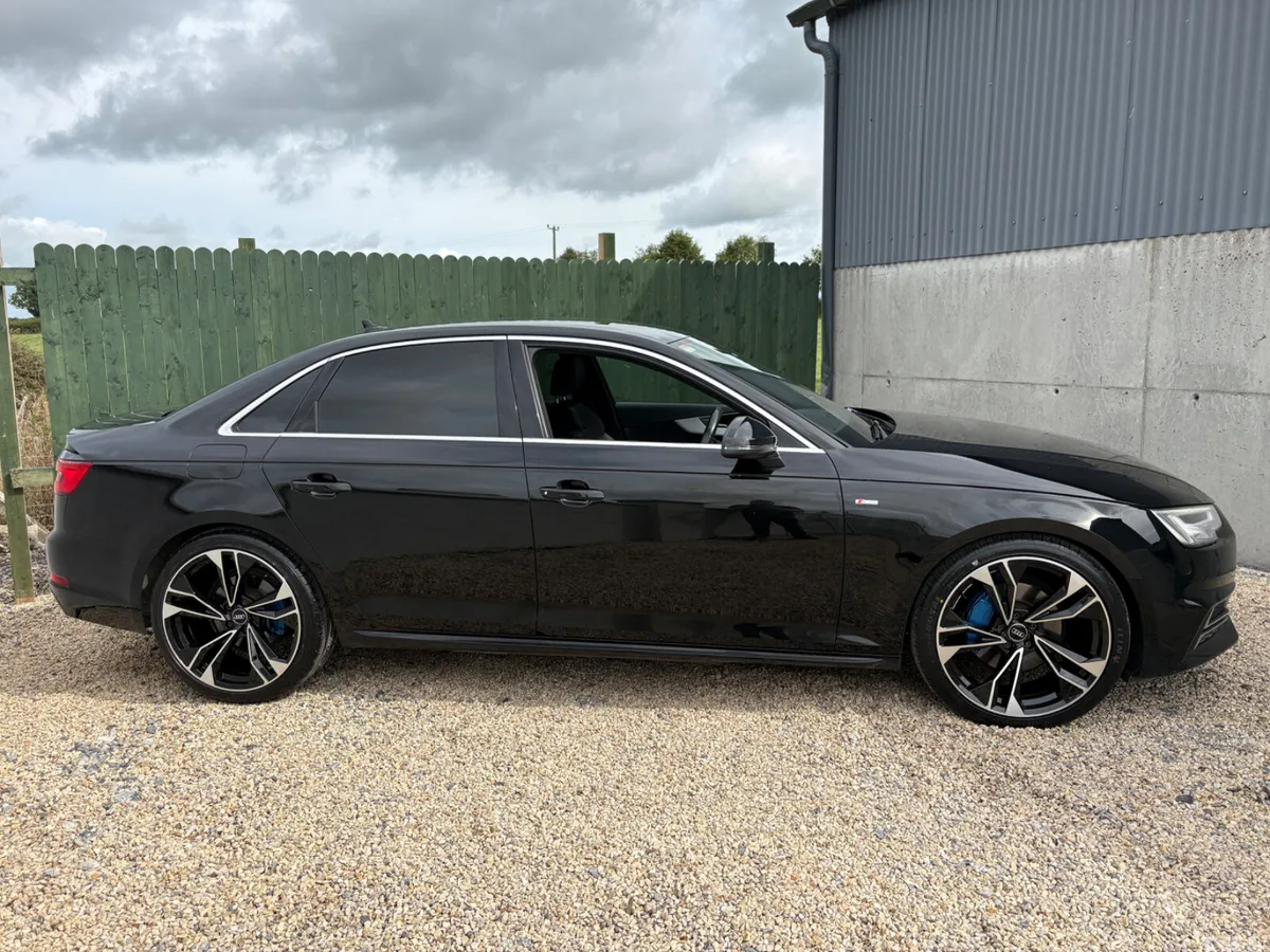Audi A4 Saloon, Diesel, 2017, Black