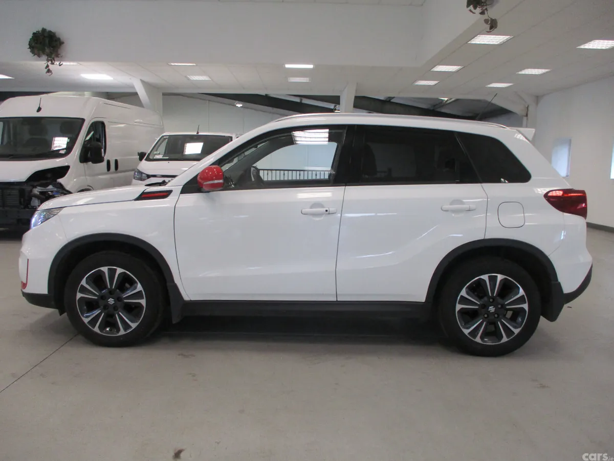 Suzuki Vitara SUV, Petrol, 2019, White