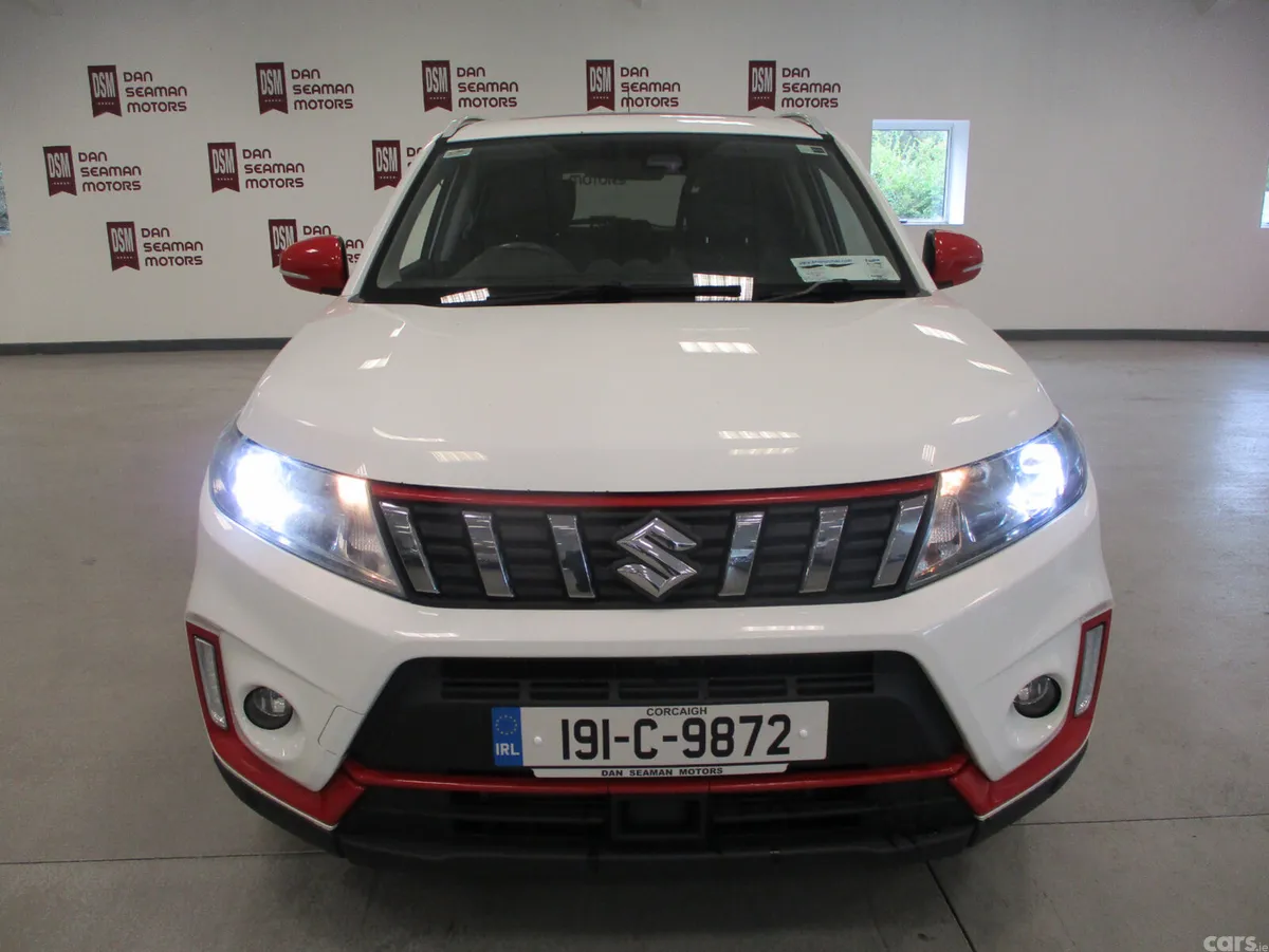 Suzuki Vitara SUV, Petrol, 2019, White
