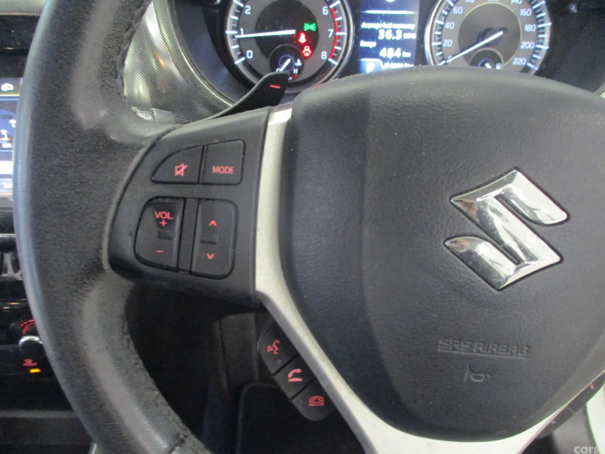 Suzuki Vitara SUV, Petrol, 2019, White