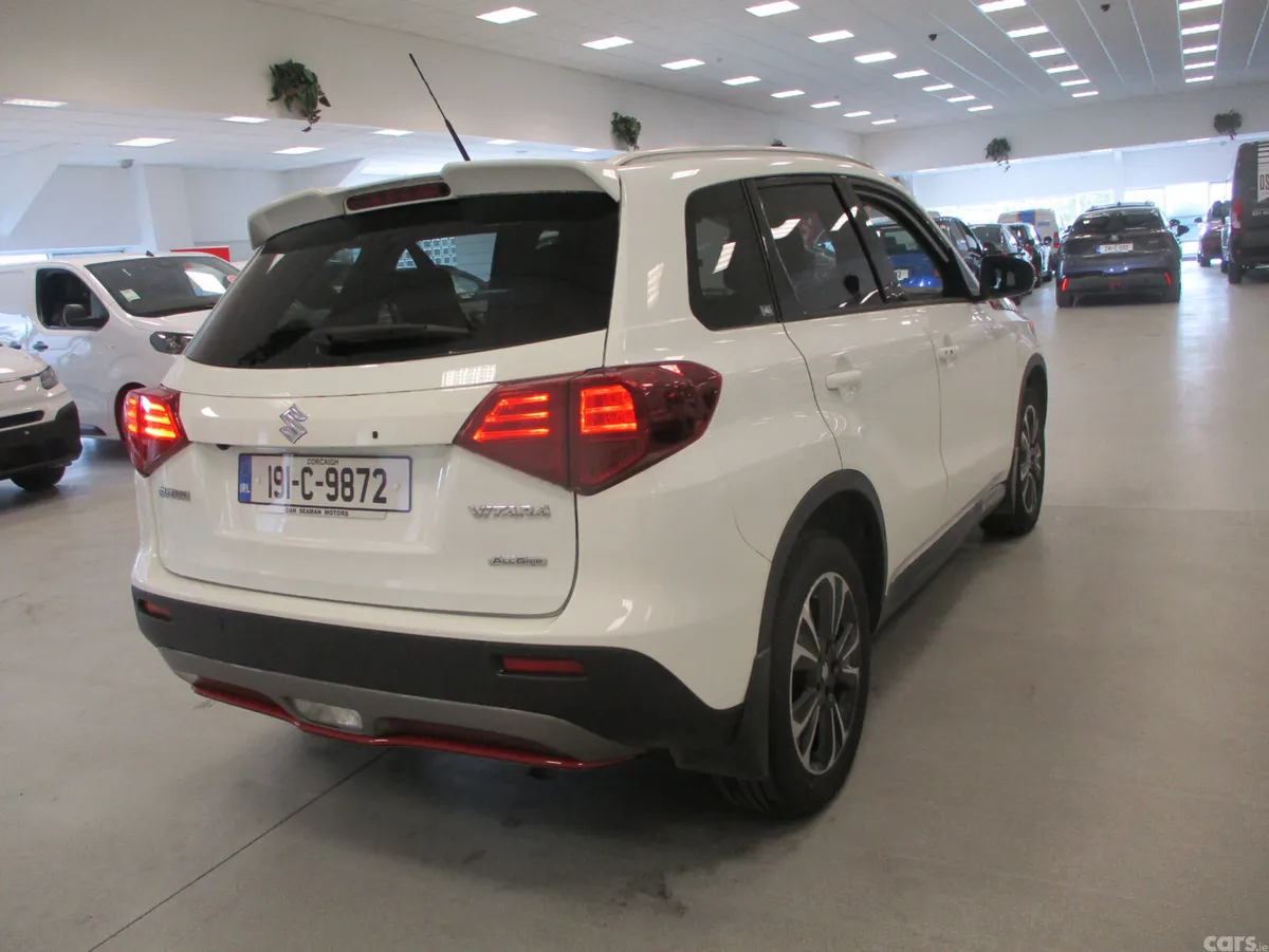 Suzuki Vitara SUV, Petrol, 2019, White