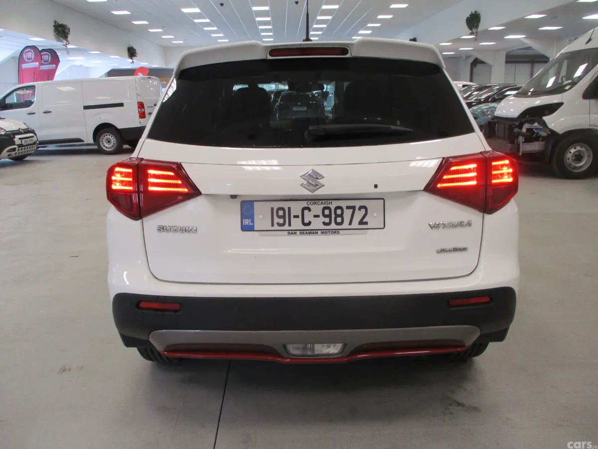 Suzuki Vitara SUV, Petrol, 2019, White