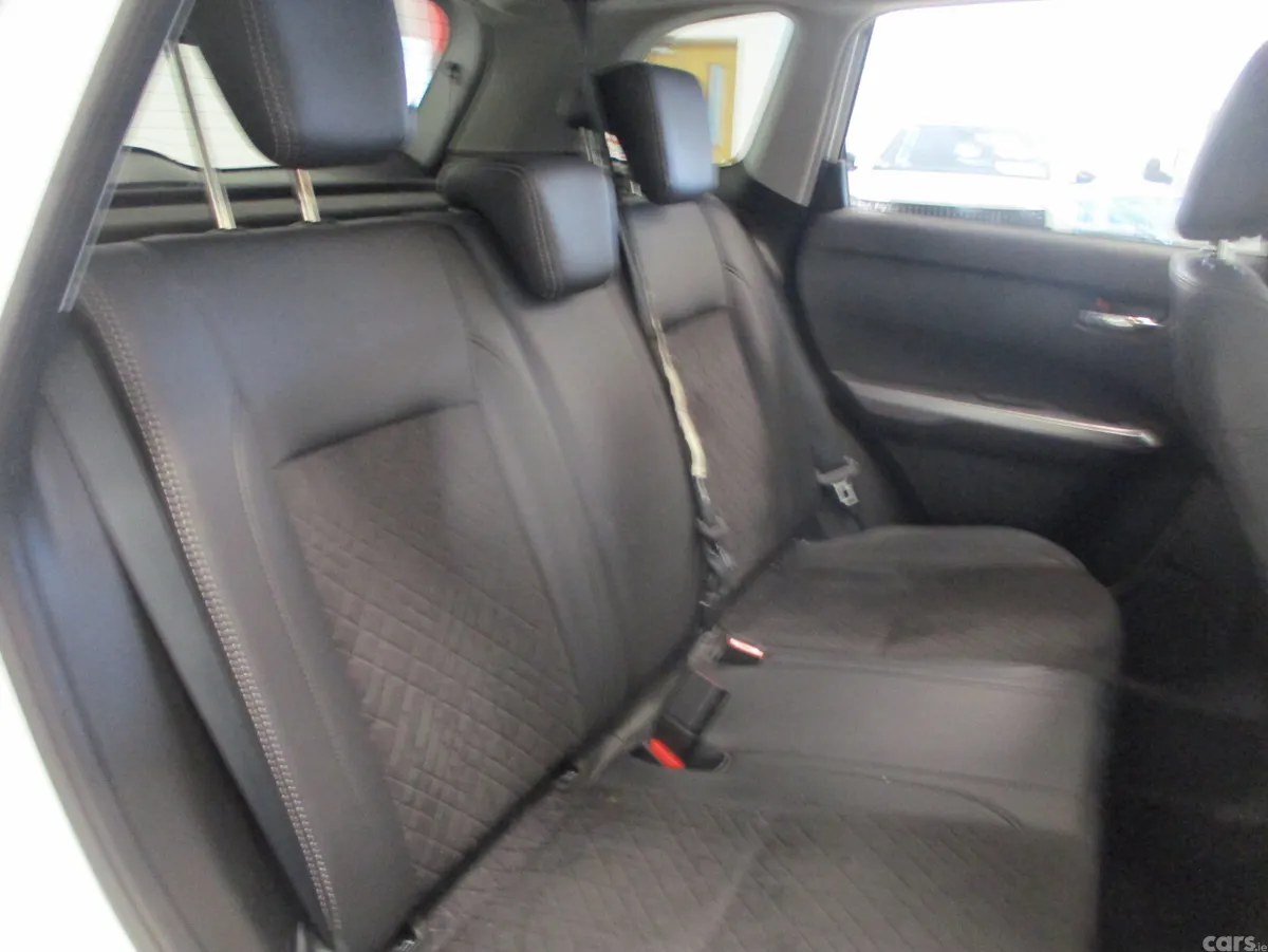 Suzuki Vitara SUV, Petrol, 2019, White