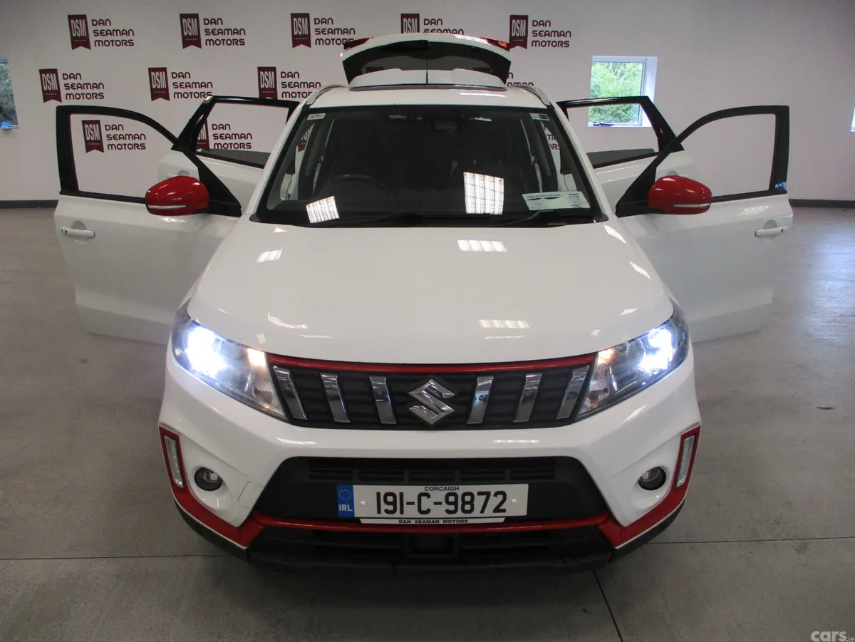 Suzuki Vitara SUV, Petrol, 2019, White