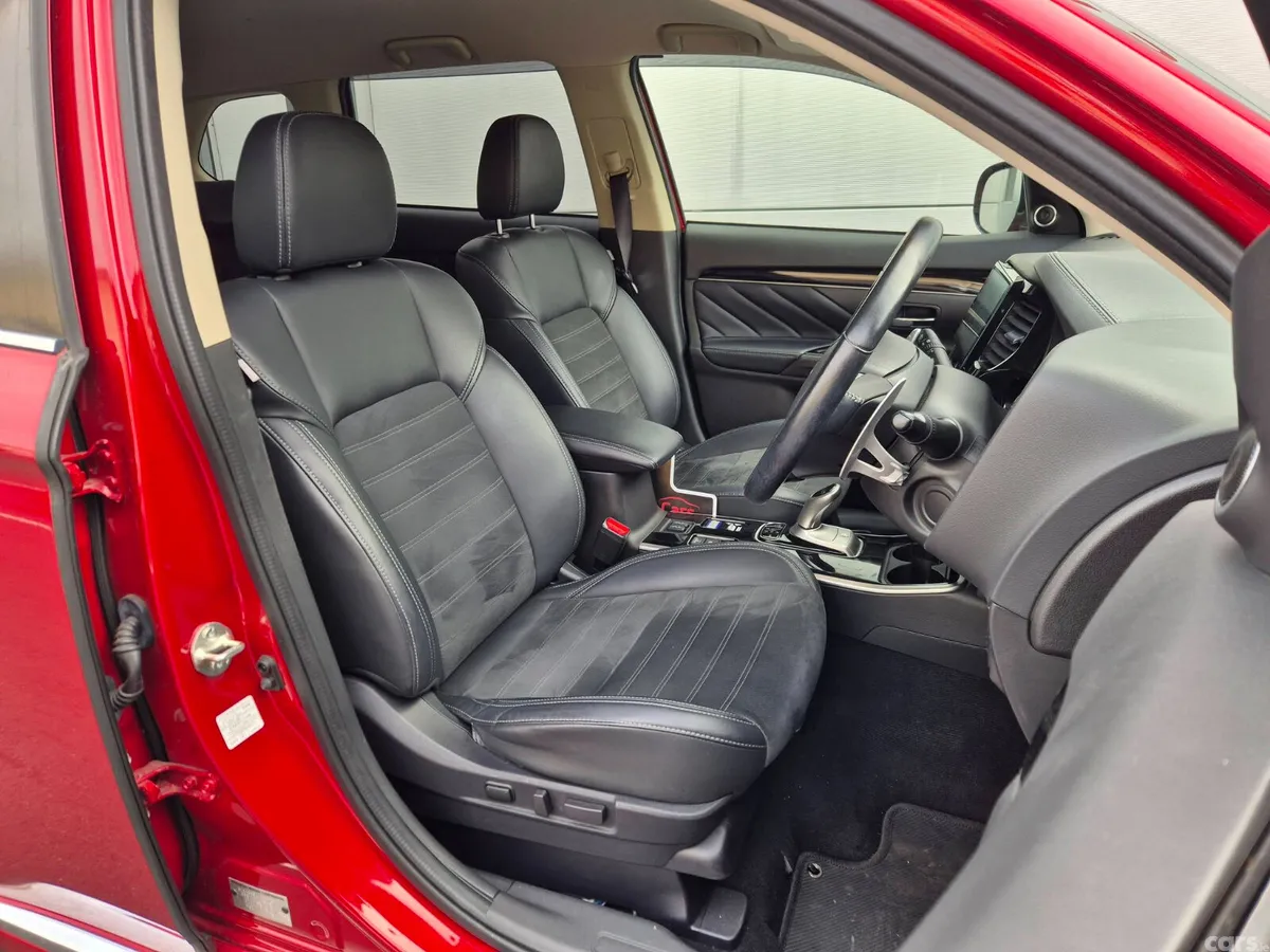 Mitsubishi Outlander SUV, Petrol Plug-in Hybrid, 2021, Red