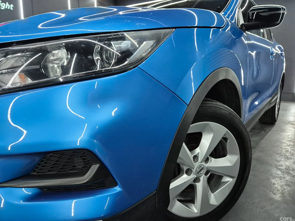 Nissan Qashqai Hatchback, Diesel, 2018, Blue