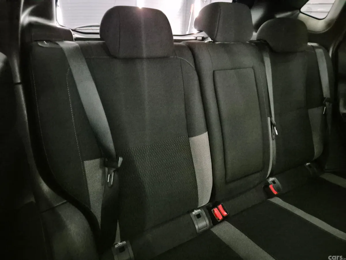 Nissan Qashqai Hatchback, Diesel, 2018, Blue