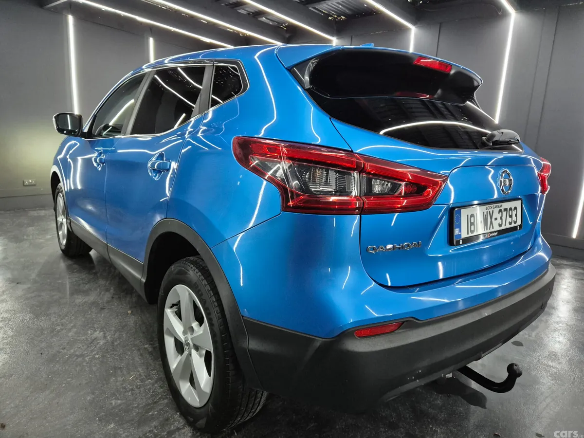 Nissan Qashqai Hatchback, Diesel, 2018, Blue