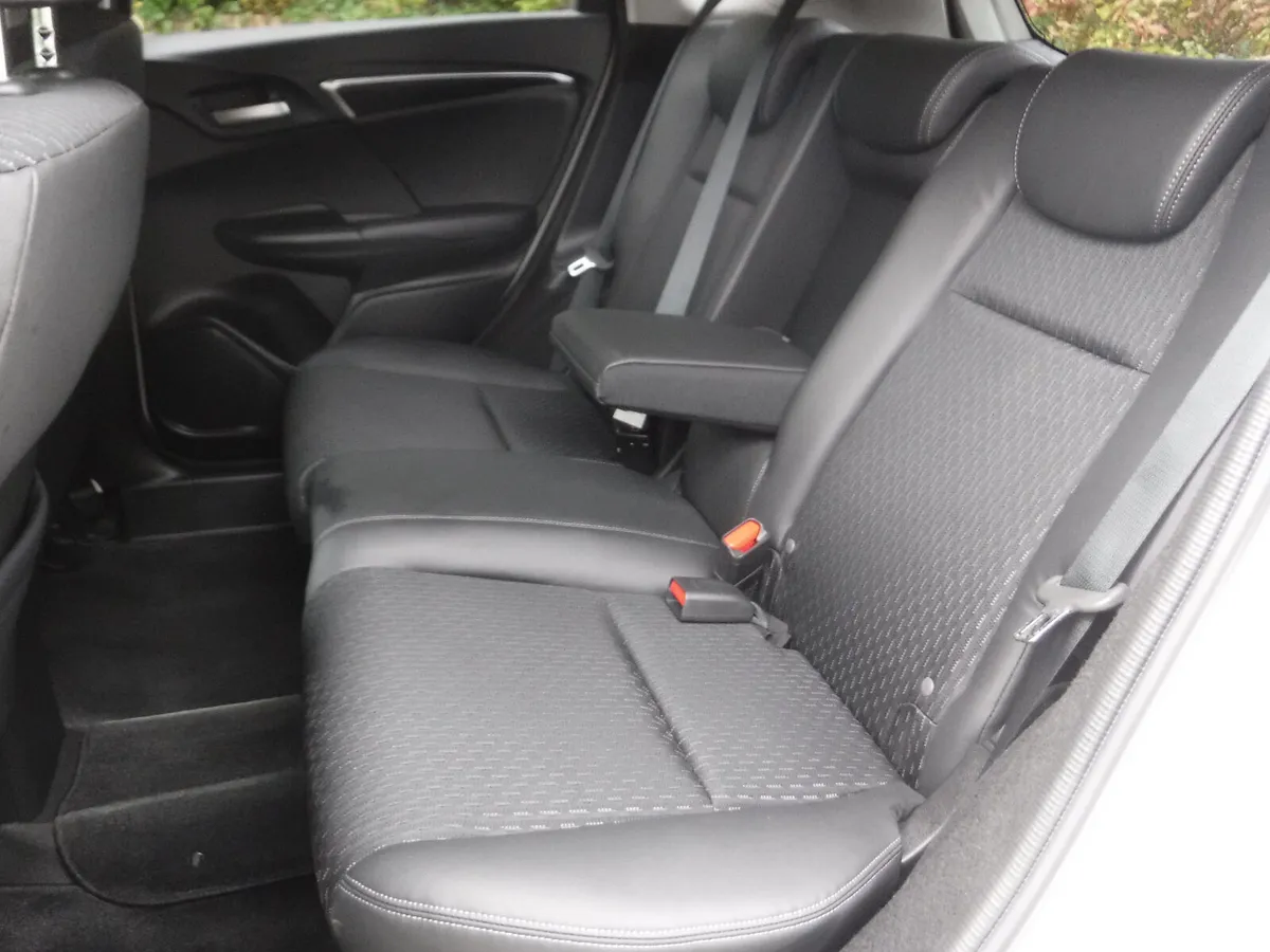Honda Fit Hatchback, Petrol Hybrid, 2015, White