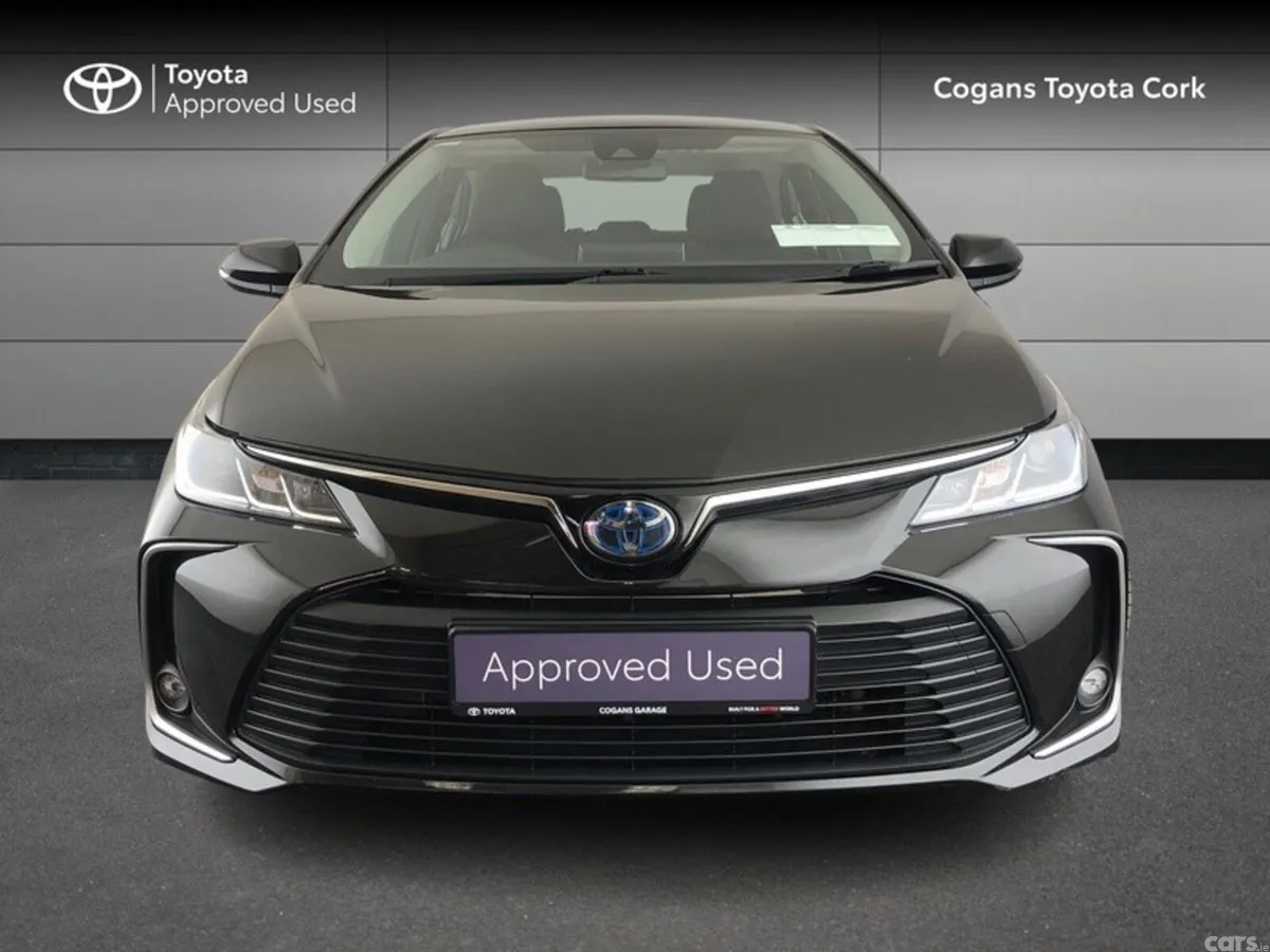 Toyota Corolla Saloon, Petrol Hybrid, 2022, Black