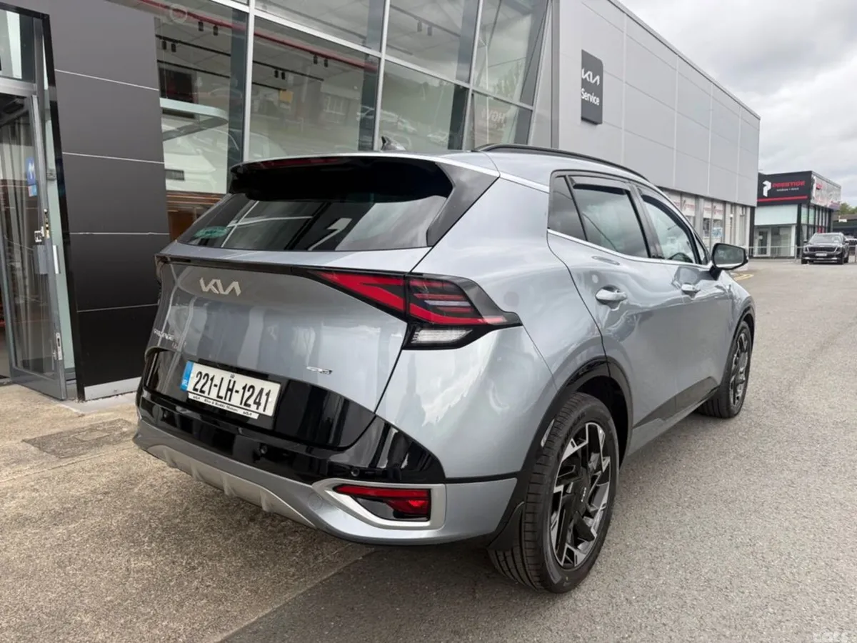 Kia Sportage MPV, Diesel Hybrid, 2022, Grey