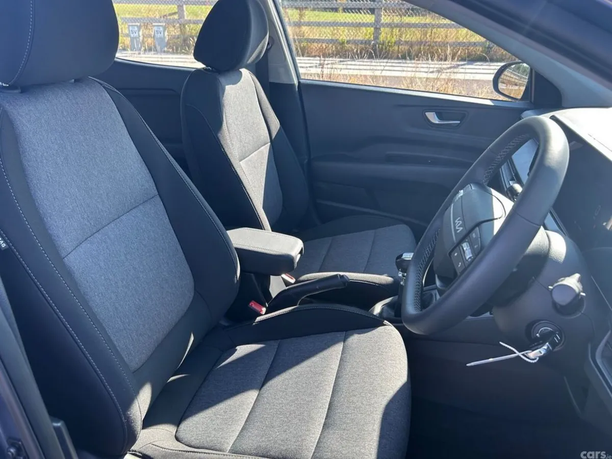 Kia Stonic Hatchback, Petrol, 2026, Blue