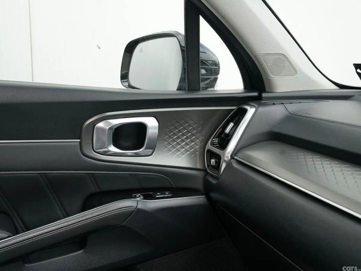 Kia Sorento MPV, Diesel, 2023, Black