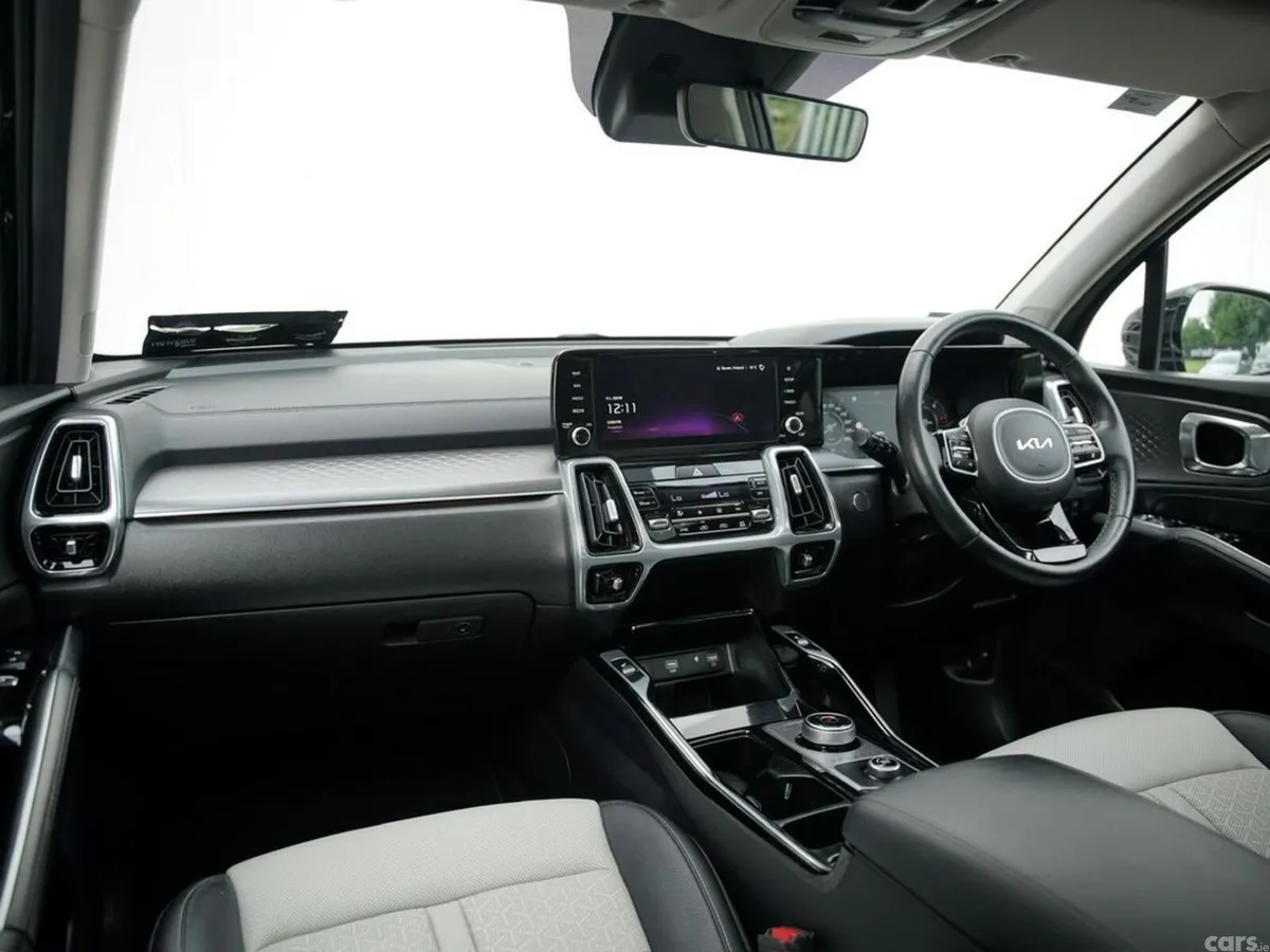 Kia Sorento MPV, Diesel, 2023, Black