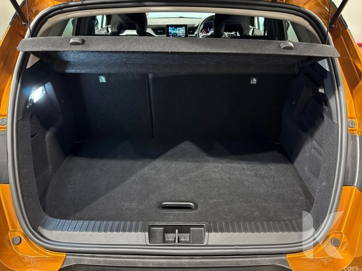 Renault Captur Hatchback, Petrol, 2021, Orange