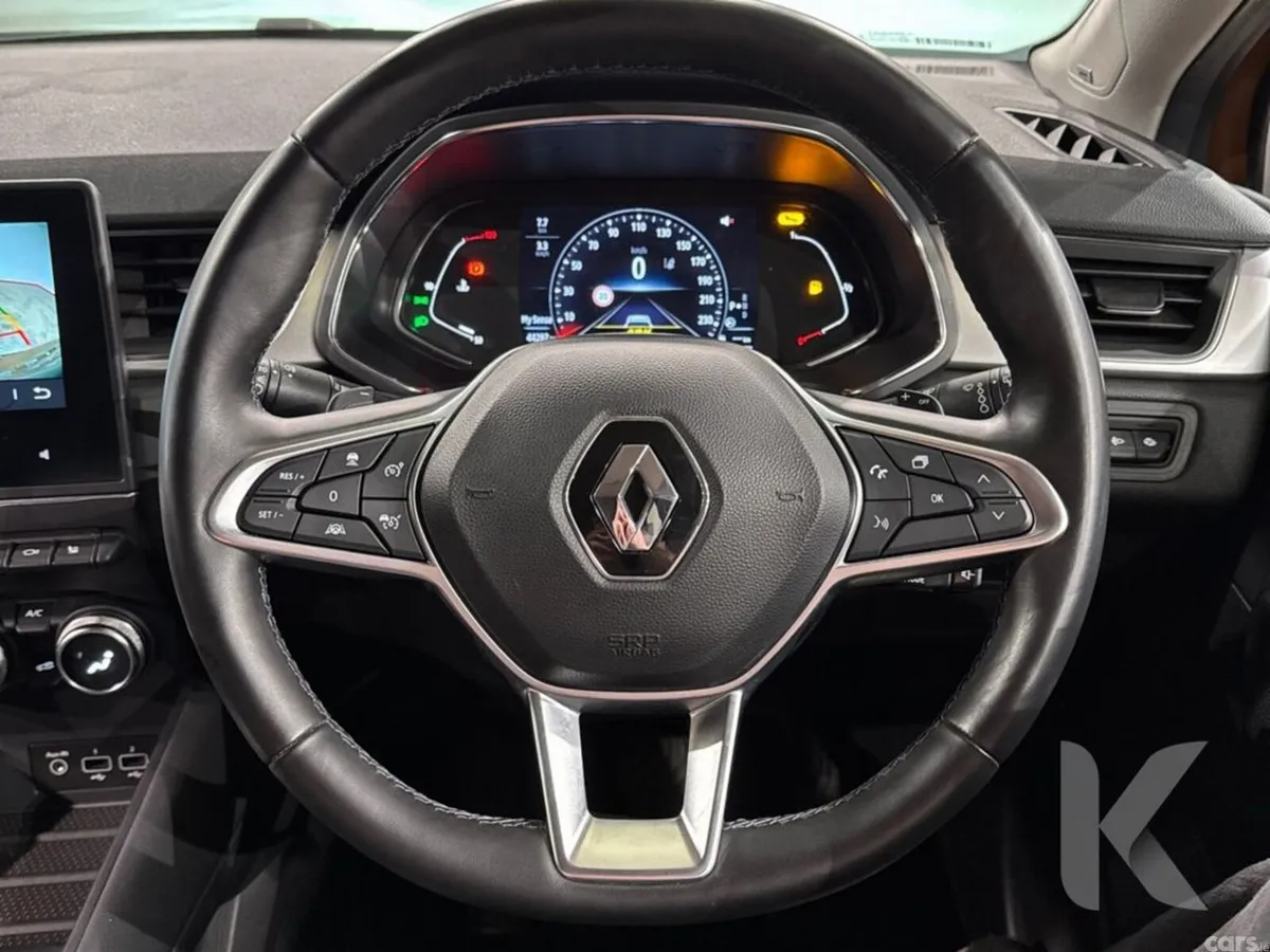 Renault Captur Hatchback, Petrol, 2021, Orange