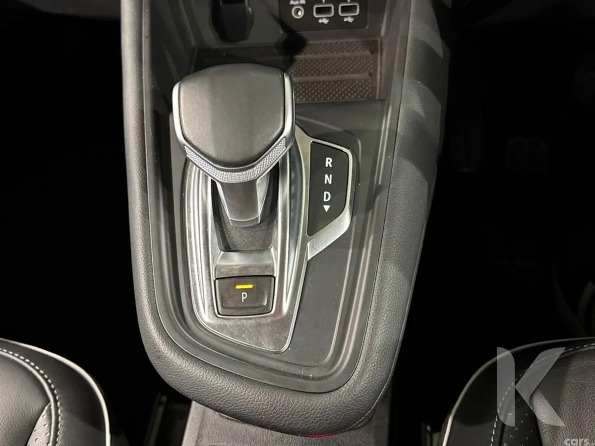 Renault Captur Hatchback, Petrol, 2021, Orange