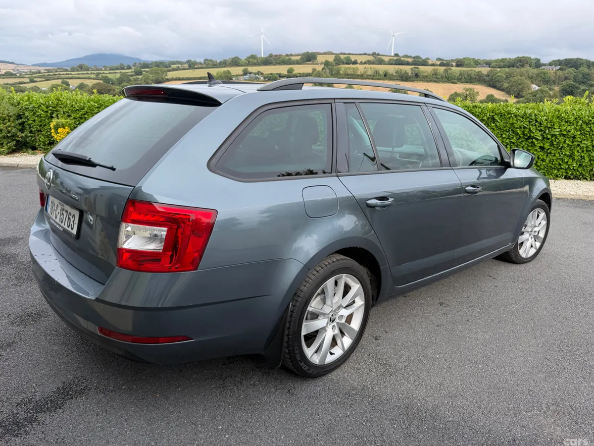 Skoda Octavia Estate, Diesel, 2018, Grey