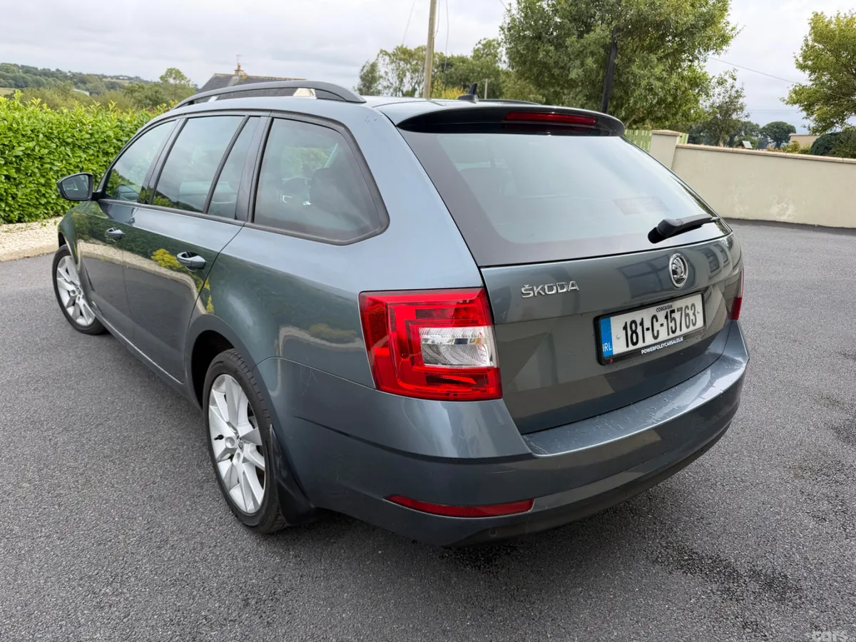 Skoda Octavia Estate, Diesel, 2018, Grey