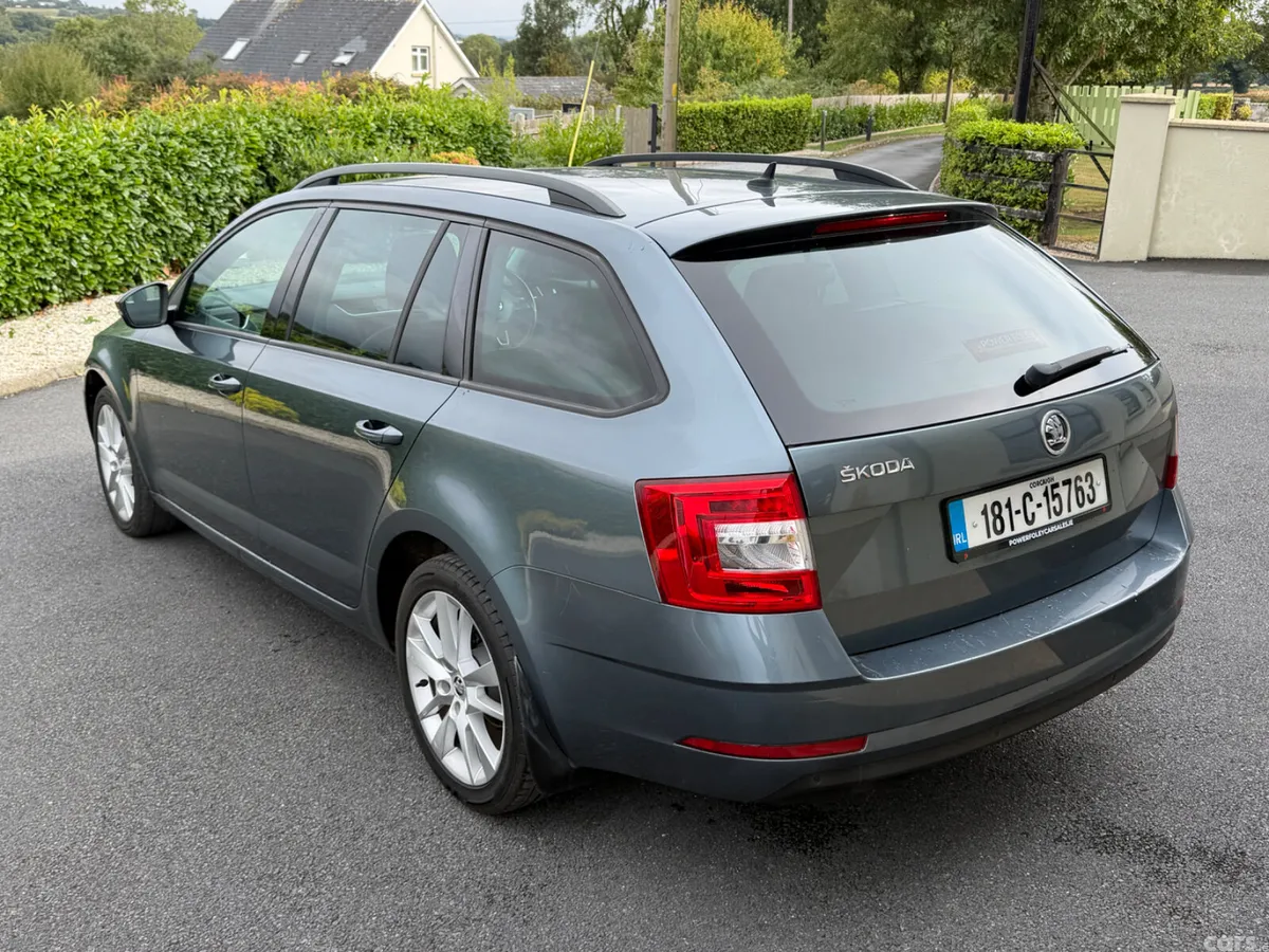 Skoda Octavia Estate, Diesel, 2018, Grey