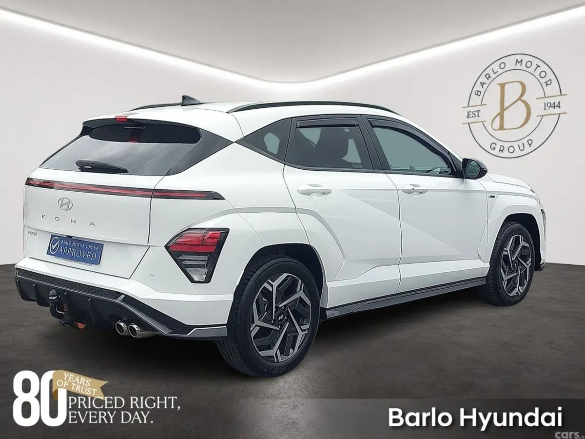 Hyundai KONA MPV, Petrol, 2024, White