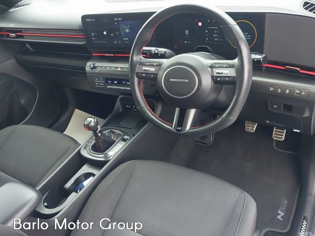 Hyundai KONA MPV, Petrol, 2024, White