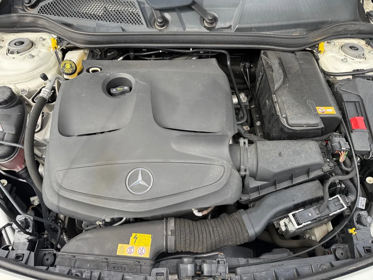 Mercedes-Benz A-Class Hatchback, Petrol, 2016, White