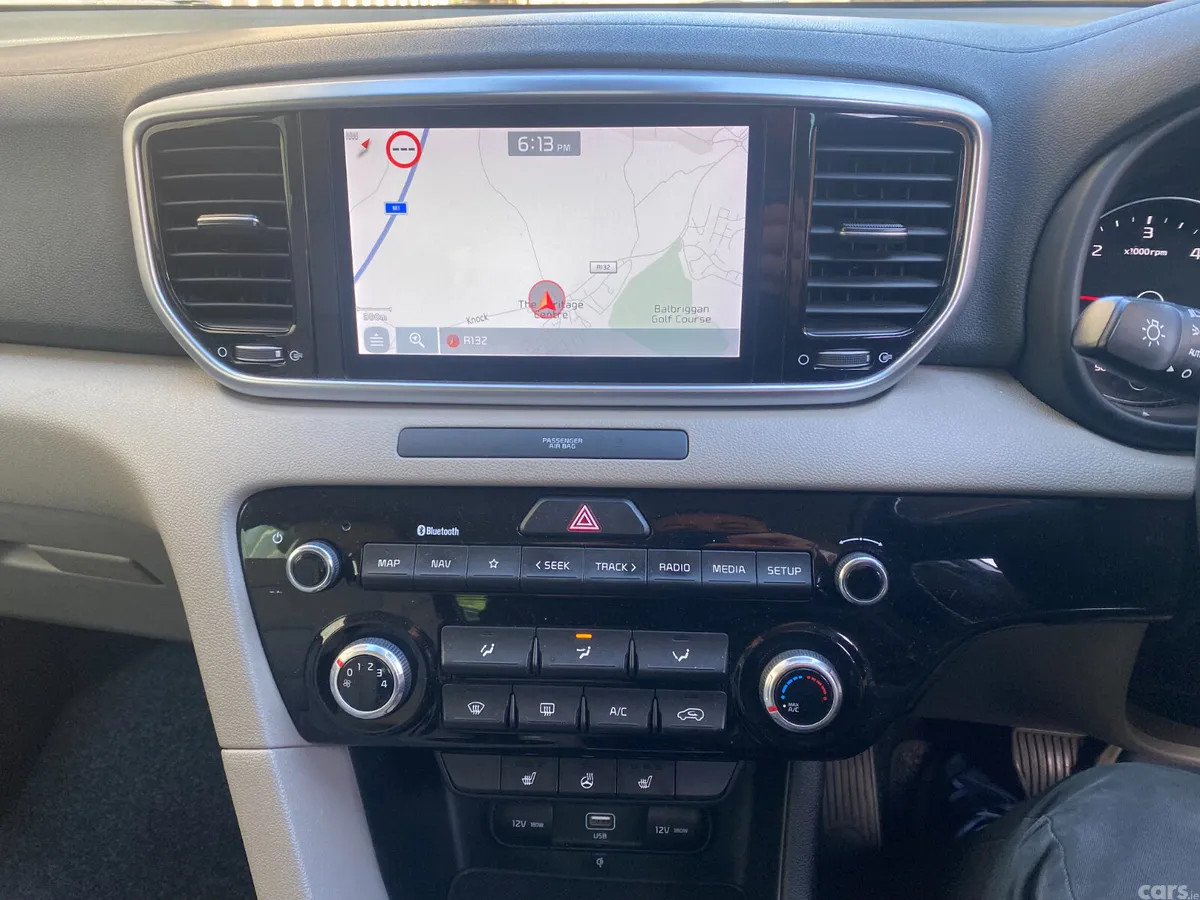 Kia Sportage SUV, Diesel Hybrid, 2021, White