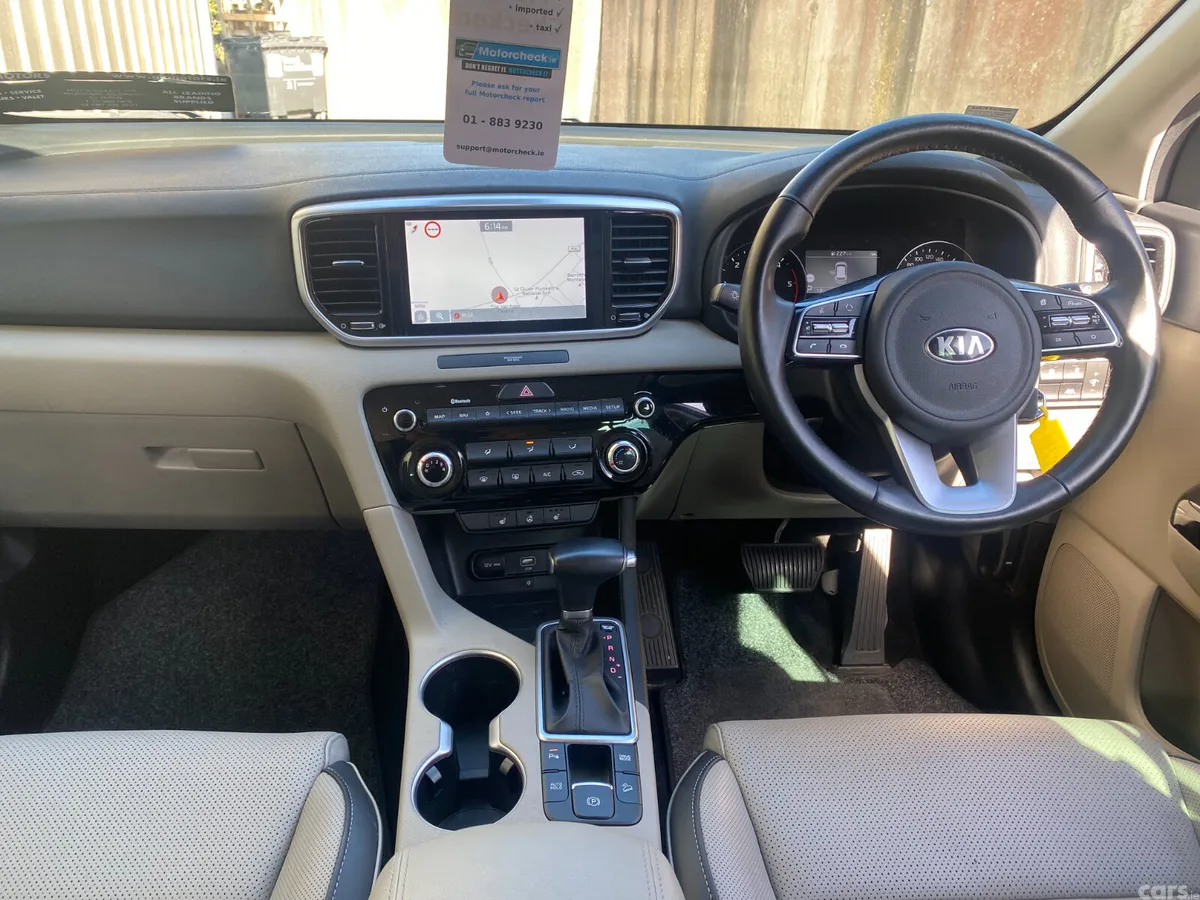 Kia Sportage SUV, Diesel Hybrid, 2021, White
