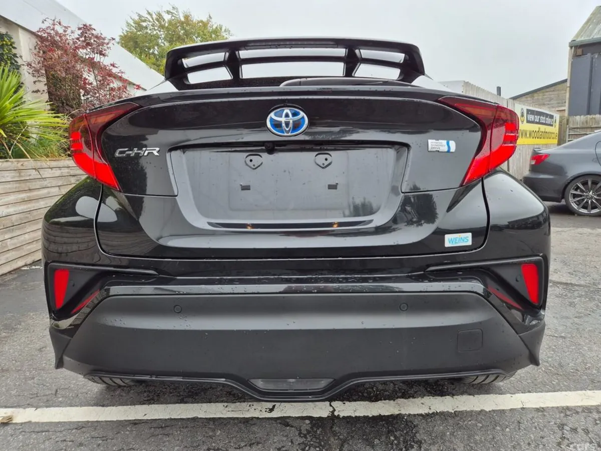 Toyota C-HR SUV, Petrol Hybrid, 2023, Black