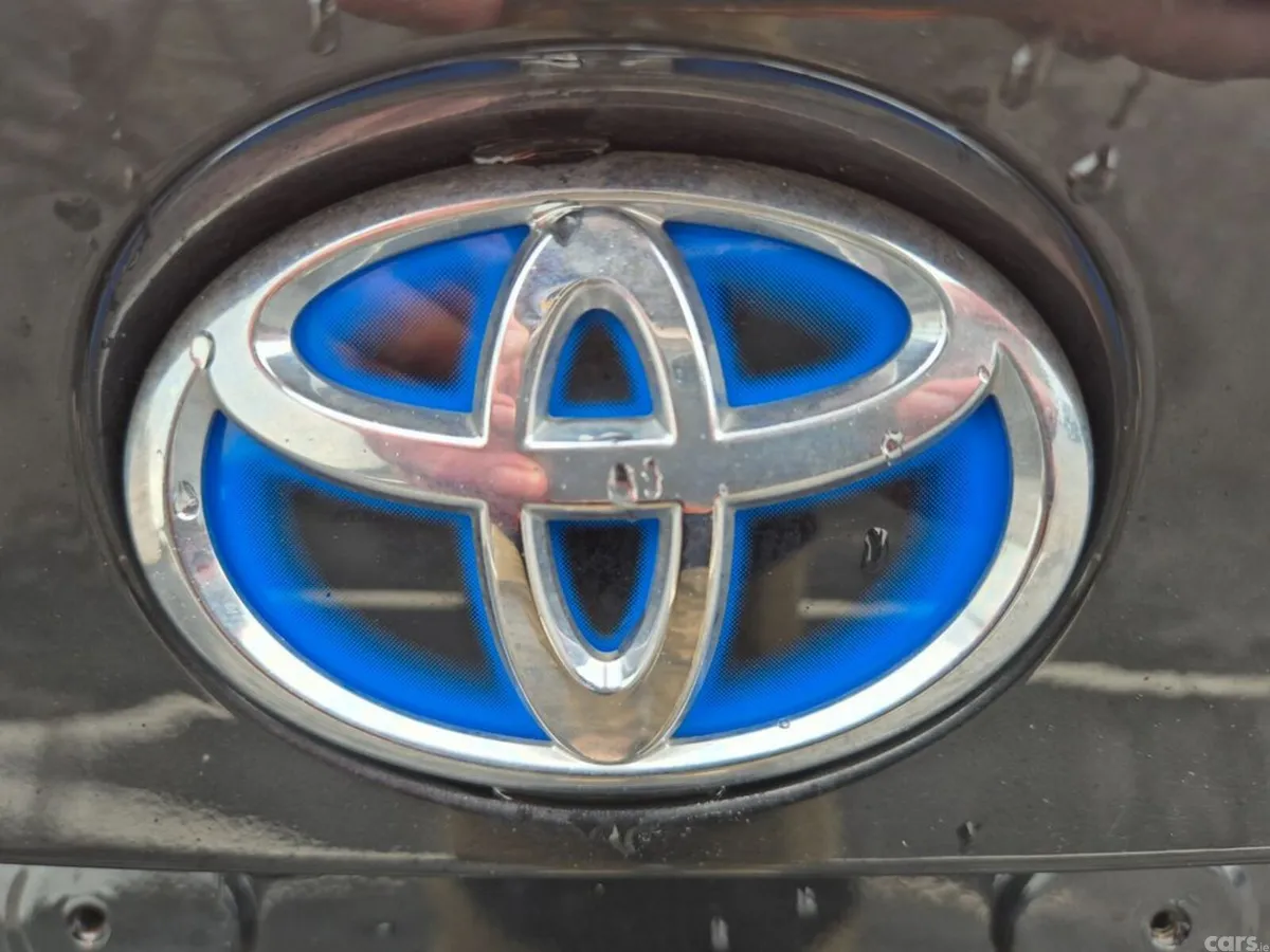 Toyota C-HR SUV, Petrol Hybrid, 2023, Black