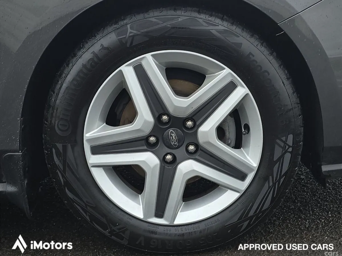 Ford Focus Hatchback, Diesel, 2022, Grey