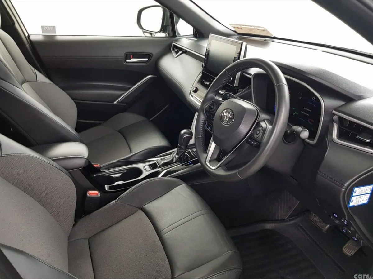 Toyota Corolla Hatchback, Petrol Hybrid, 2023, Black