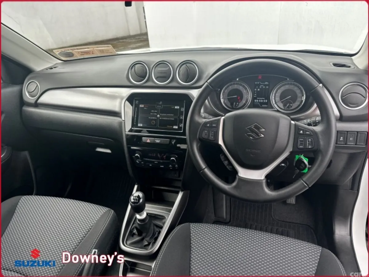 Suzuki Vitara SUV, Petrol, 2025, White