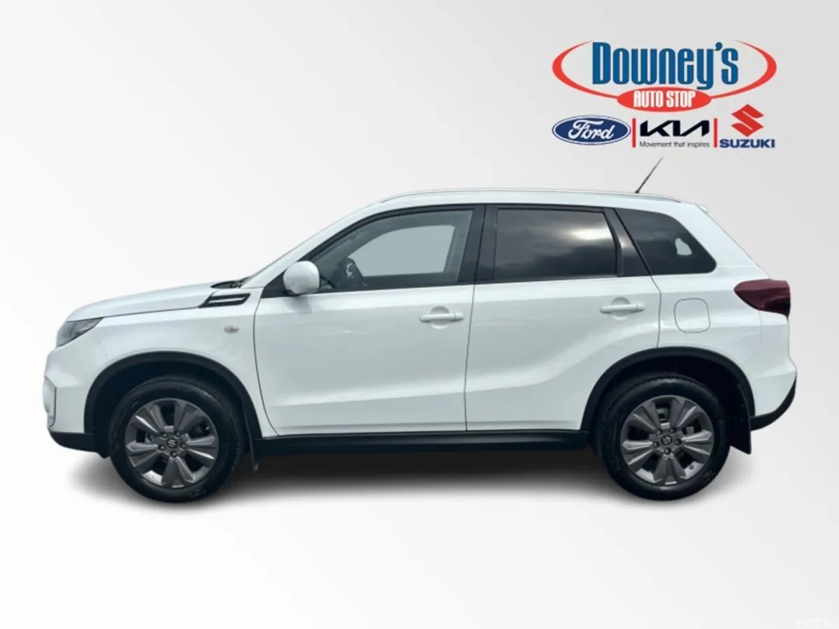 Suzuki Vitara SUV, Petrol, 2025, White